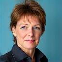 Portrait engagé de Madame Claire Martin, spécialiste en économie comportementale.